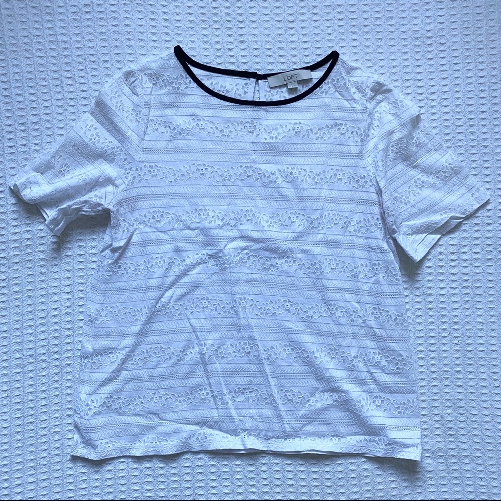 LOFT white lacy short sleeve blouse with black trim size medium